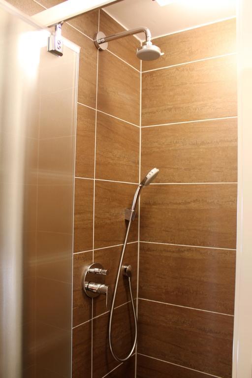 Olive Apartman Sárvár Стая снимка